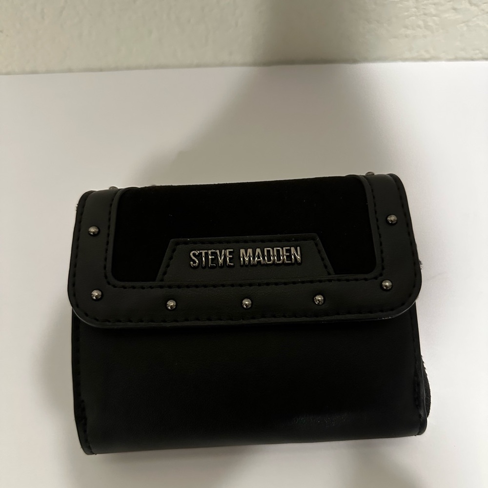 Steve Madden BKALI Flap Wallet W/Studs Faux Leather Zip Around Wallet  NWT